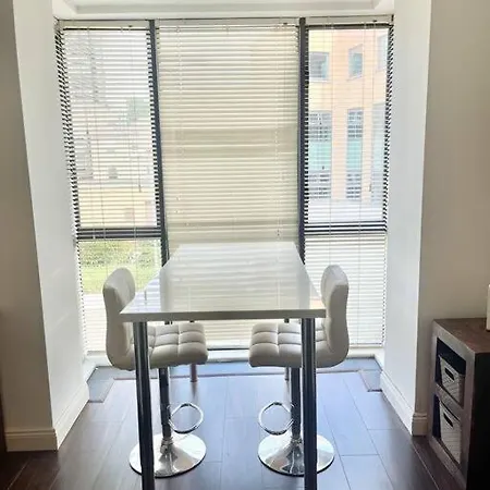 Quiet, Luxury In Dublin. Apartament Dublin