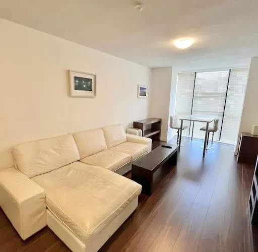 Quiet, Luxury In Dublin. * 더블린